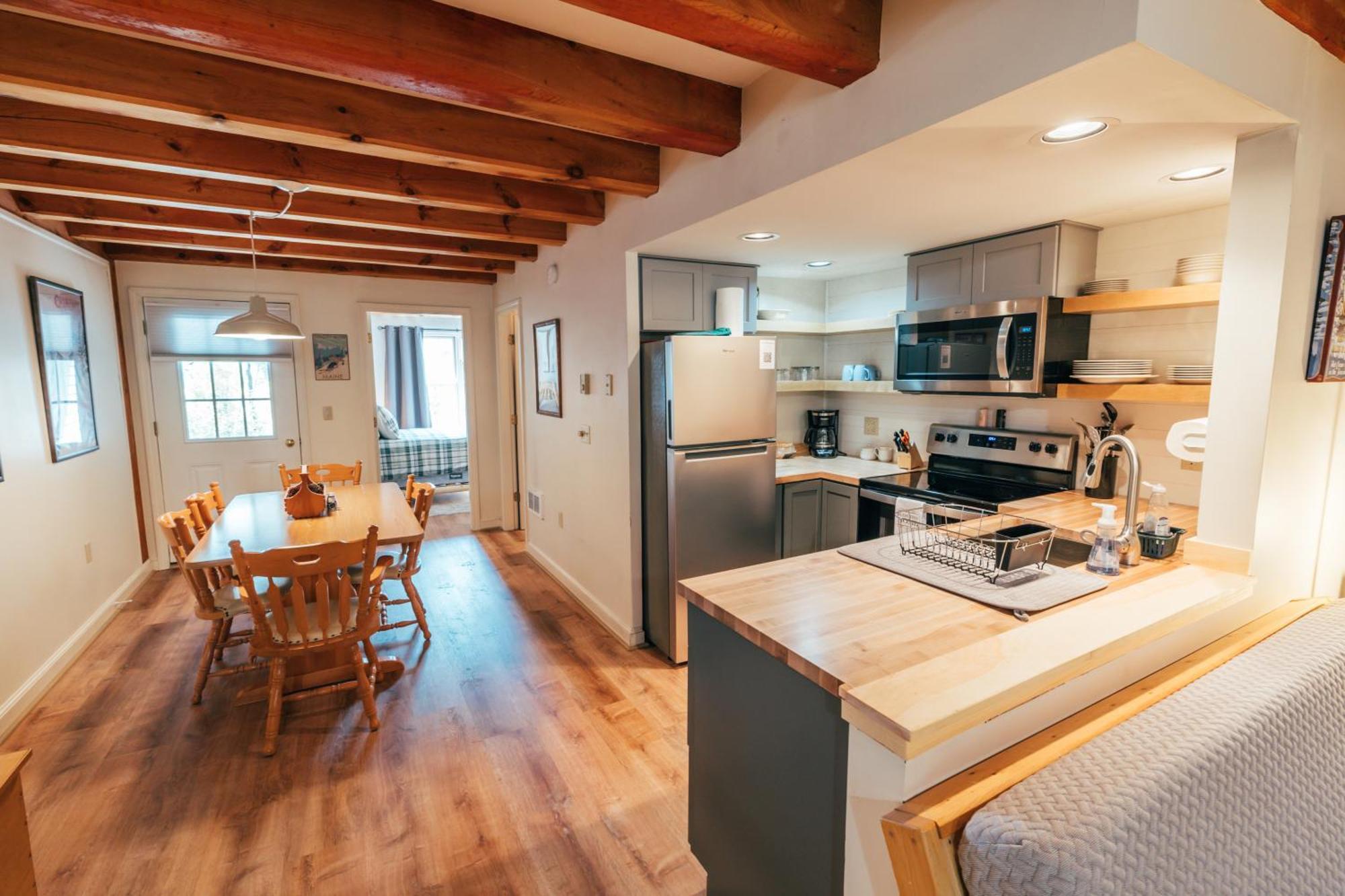 Newly Renovated & Furnished Condo, Only 3 Min To Sunday River! Bethel Esterno foto